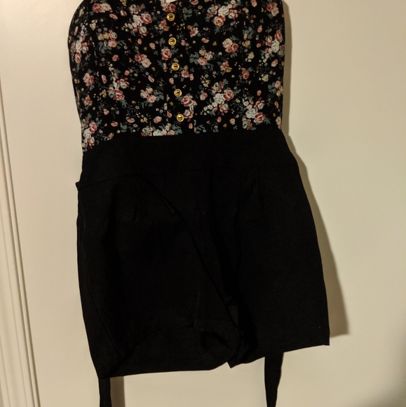 Onesie - Picture 3 of 3